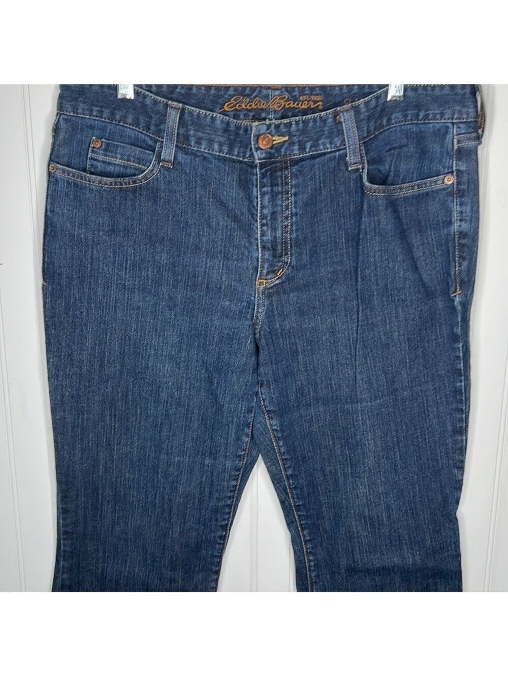 - Eddie Bauer Classic Fit Jeans 14 Short Like New